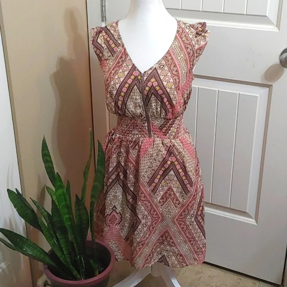 Exhilaration vintage feel pink, beige and brown light spring flattering Dress - Picture 2 of 15